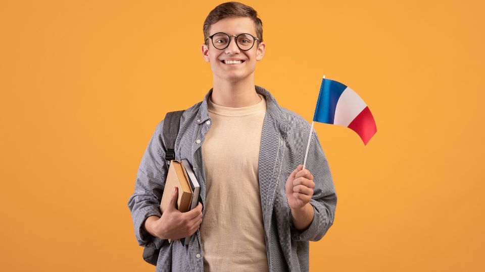 How to Learn French While Studying Abroad